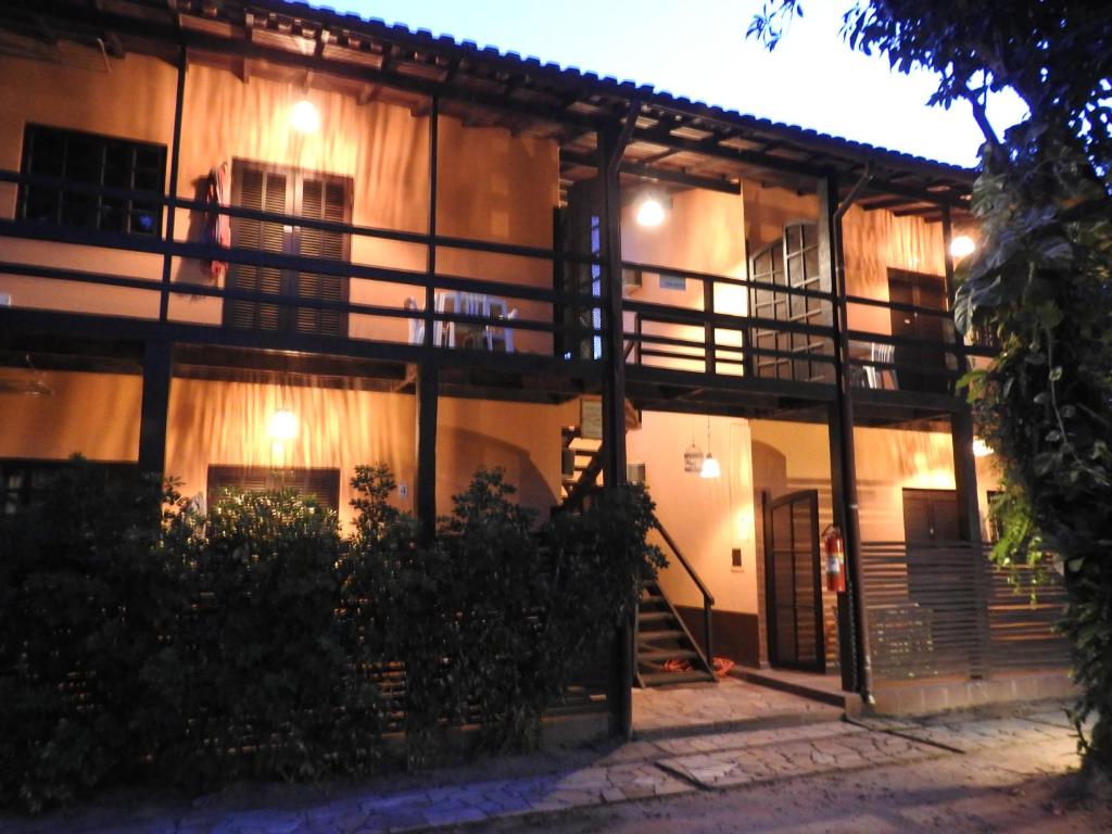 Chales+E+Flats+Recanto+Primavera+Rua+Terezina+79+Camburi